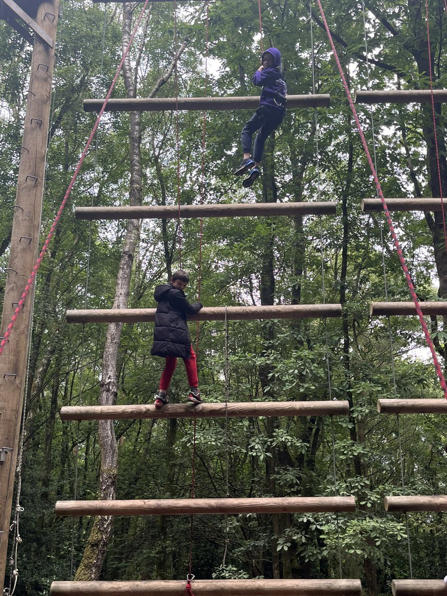 MissEParsons's tweet photo. We’ve been on Jacob’s Ladder this morning, using our core strength and helping each other up by pulling on each other’s ropes 💪 Mr Stuart got to the very top! 🤩 @PrimaryElaine @ElmEPS @TanzaniteEPS  @IPAT_Edu https://t.co/KkVJlB5CEX