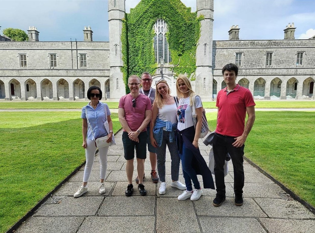 In June 2023, four researchers from Educons University completed their training at the University of Galway @GENE_NUIG Read more about the training 👇🏻 project-greenland.com/2023/07/13/edu… #GREENLandProject #HorizonEurope #training #microplastics #microplasticanalysis