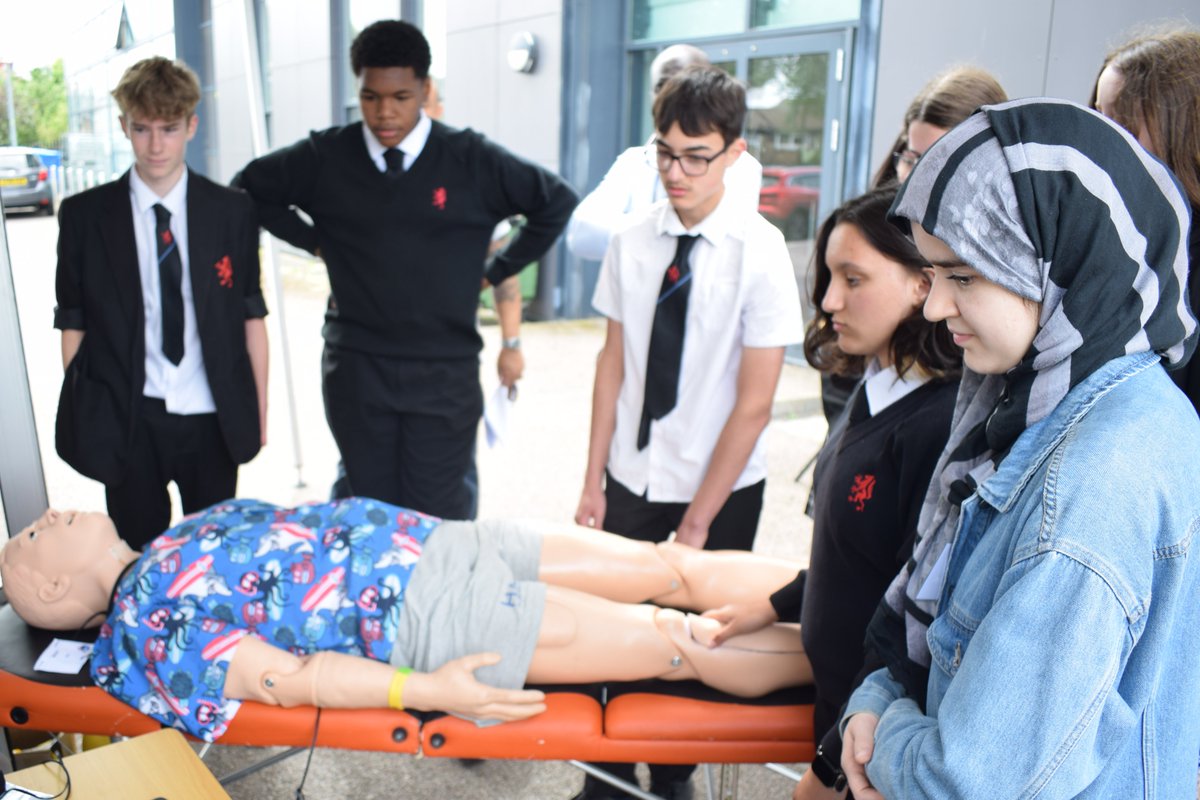 Enfield Town Schools' Partnership tweet media