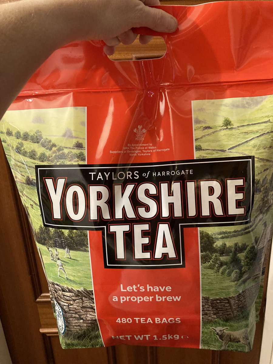 Enjoying Dom’s keynote presentation about <a href="/YorkshireTea/">Yorkshire Tea</a> at #AMAConf whilst in my home office drinking <a href="/YorkshireTea/">Yorkshire Tea</a>. I’m definitely one of those big bag photo people 😄