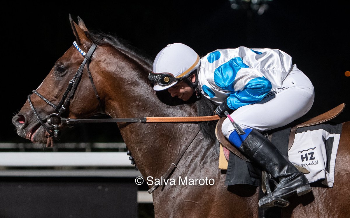 Olga &amp; Stour 

<a href="/Olgaamoreno/">Olga Moreno</a> 
<a href="/OscarAn26460915/">Oscar Anaya</a>