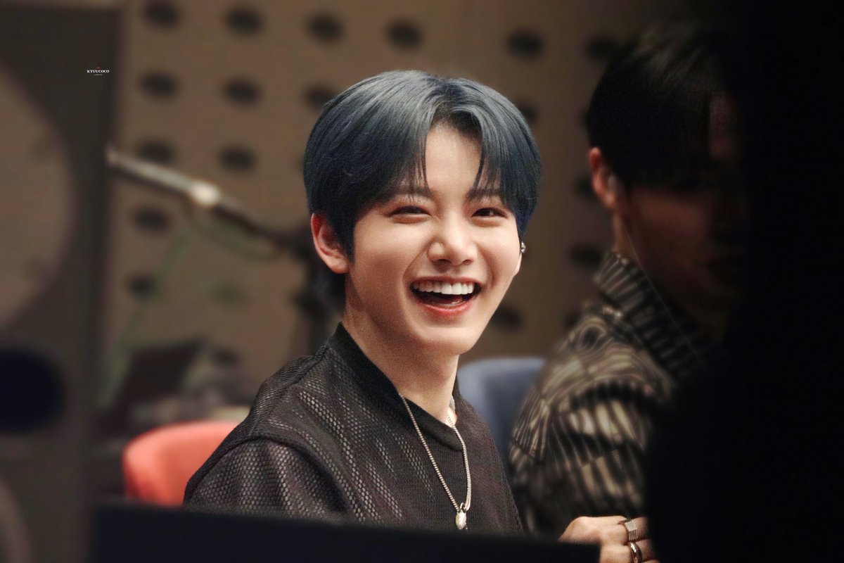 Kyuucoco_0909's tweet photo. 230712 데키라 HQ

#준규 #JUNKYU #ジュンギュ 
#트레저 #TREASURE https://t.co/IPAZ9z06iX