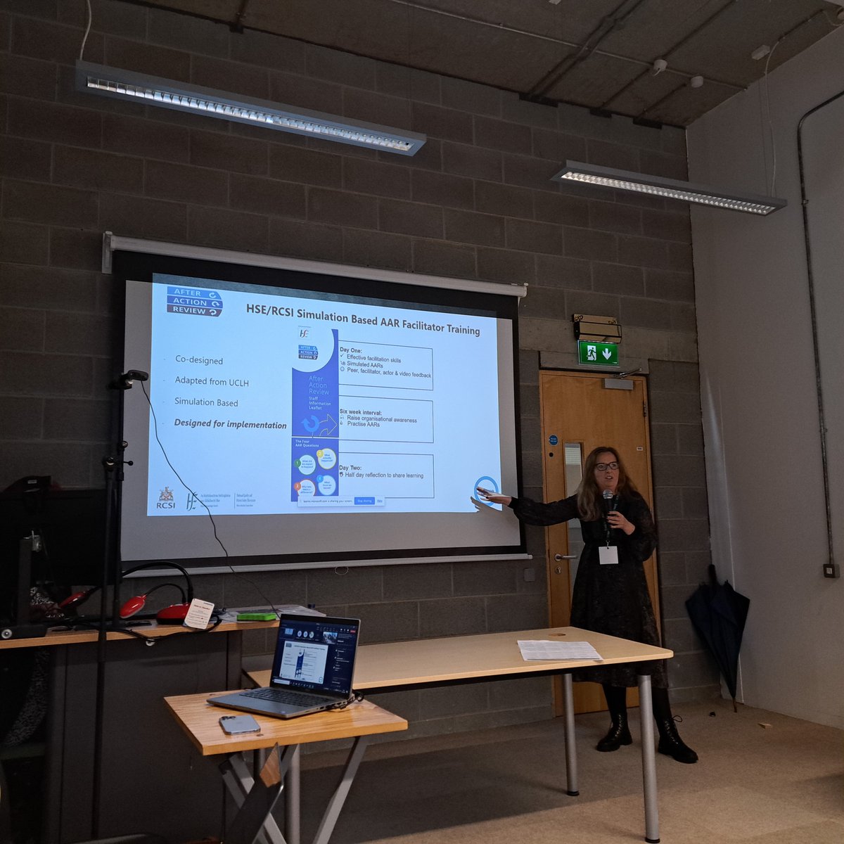 Siobhan McCarthy presenting on the Impact of After Action review on Staff Culture and Staff wellbeing
@hri @ul  
#Rapidfirepostersession