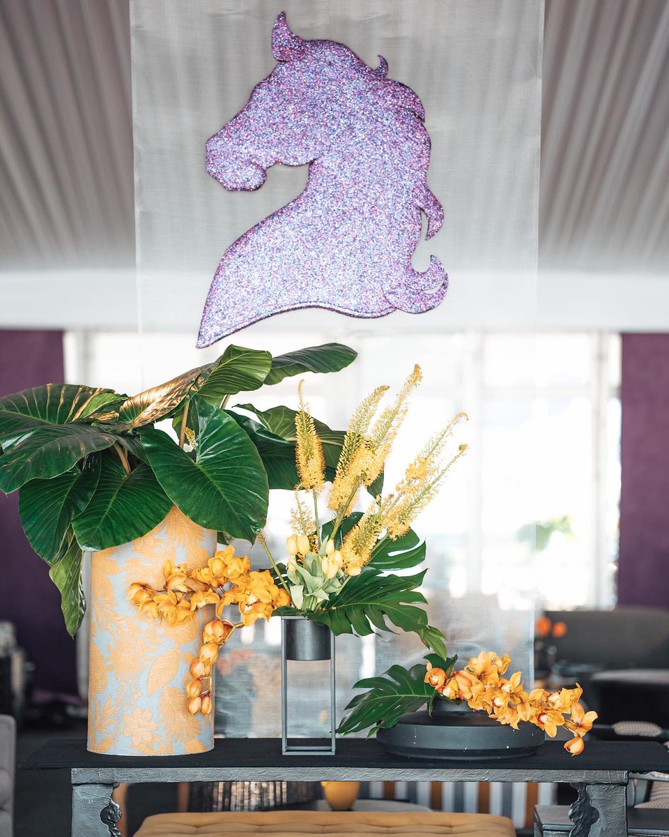 wellseatedsa's tweet photo. 🐎A gallop to the Stars ✨ | Chaise Lounge Marquee 2023

Decor &amp; Design by Wellseated 💜
#ChaiseLounge2023 #Hdj2023  #hollywoodbetsdurbanjuly 
#ChaiseDBNJuly
#ChaiseLounge #Decor https://t.co/xlsNueSa3b