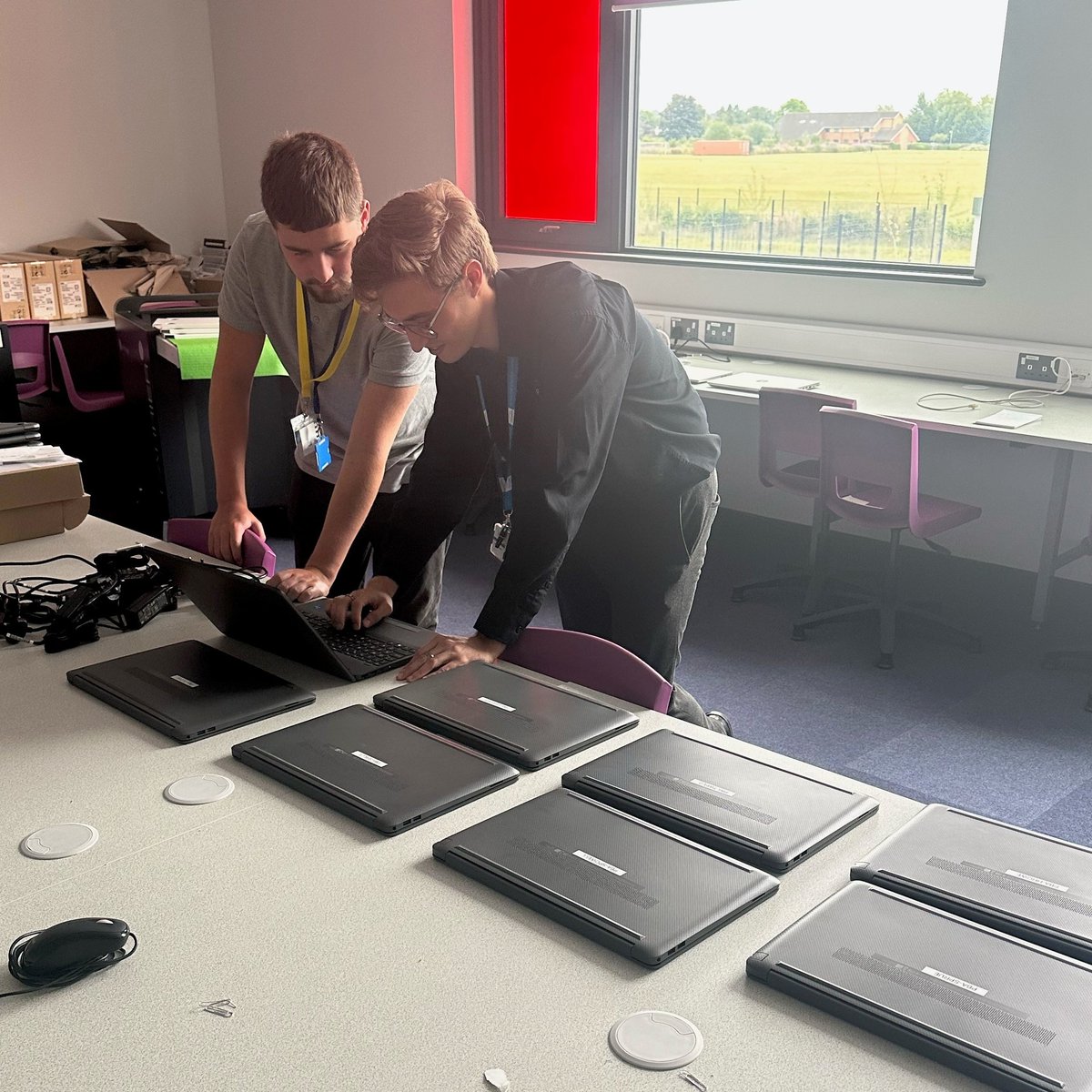 PEL_ICT's tweet photo. Today, @Kieran_PEL, our former BEST work experience student who is now a technician, along with our new work experience student George, visited @PixBrookA and assisted new staff on their step-up day. They provided support with logins and distributed laptops to the staff👏💻 https://t.co/IS82bLfhy8