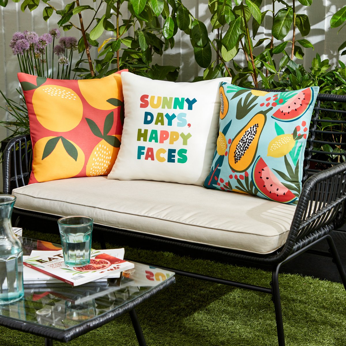 Stay cool this summer with #SunshineSavings at Dunelm! ☀️💨

Upgrade your workspace or home with stylish fans starting from just £5. Don't miss out on this amazing deal! 😎🏢

Shop now: tidd.ly/3PKn86h

#StayCool #Dunelm 🌬️🖤
