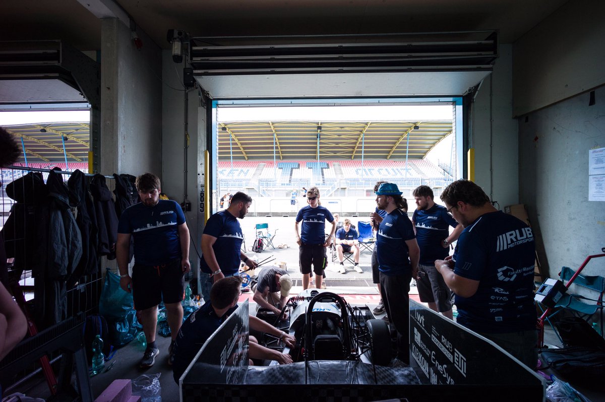 RUBMotorsport's tweet image. /// Some impressions from today! 📷

#fsn #formulastudentnetherlands #fsnetherlands #fsn23 #fsn2023 #formulastudent #assen #ttcircuit #ttcircuitassen #motorsport #racecar #becauseracecar