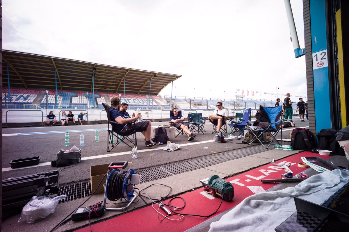 RUBMotorsport's tweet image. /// Some impressions from today! 📷

#fsn #formulastudentnetherlands #fsnetherlands #fsn23 #fsn2023 #formulastudent #assen #ttcircuit #ttcircuitassen #motorsport #racecar #becauseracecar