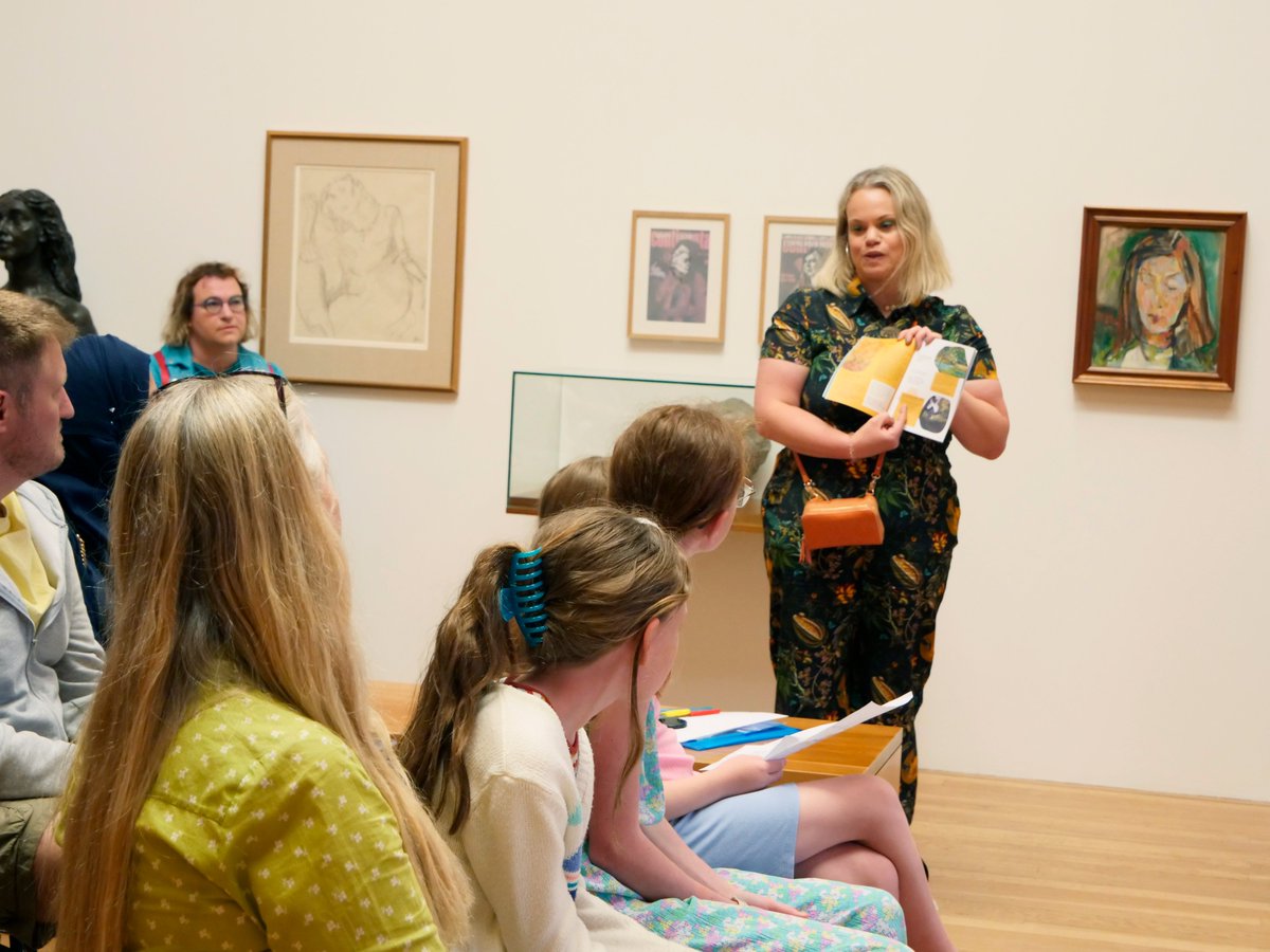 JulieNAGWalsall's tweet photo. This #BlackCountryDay we celebrate @newartgallery Wednesbury's Kathleen Garman donor of our #GarmanRyanCollection which turns 50 this year, @writingwestmids Walsall Young Writers whose work features in our 50 favourites guide &amp; our community panel inc @VickyRoden and #HandOfGlory https://t.co/oKq4AxPfih
