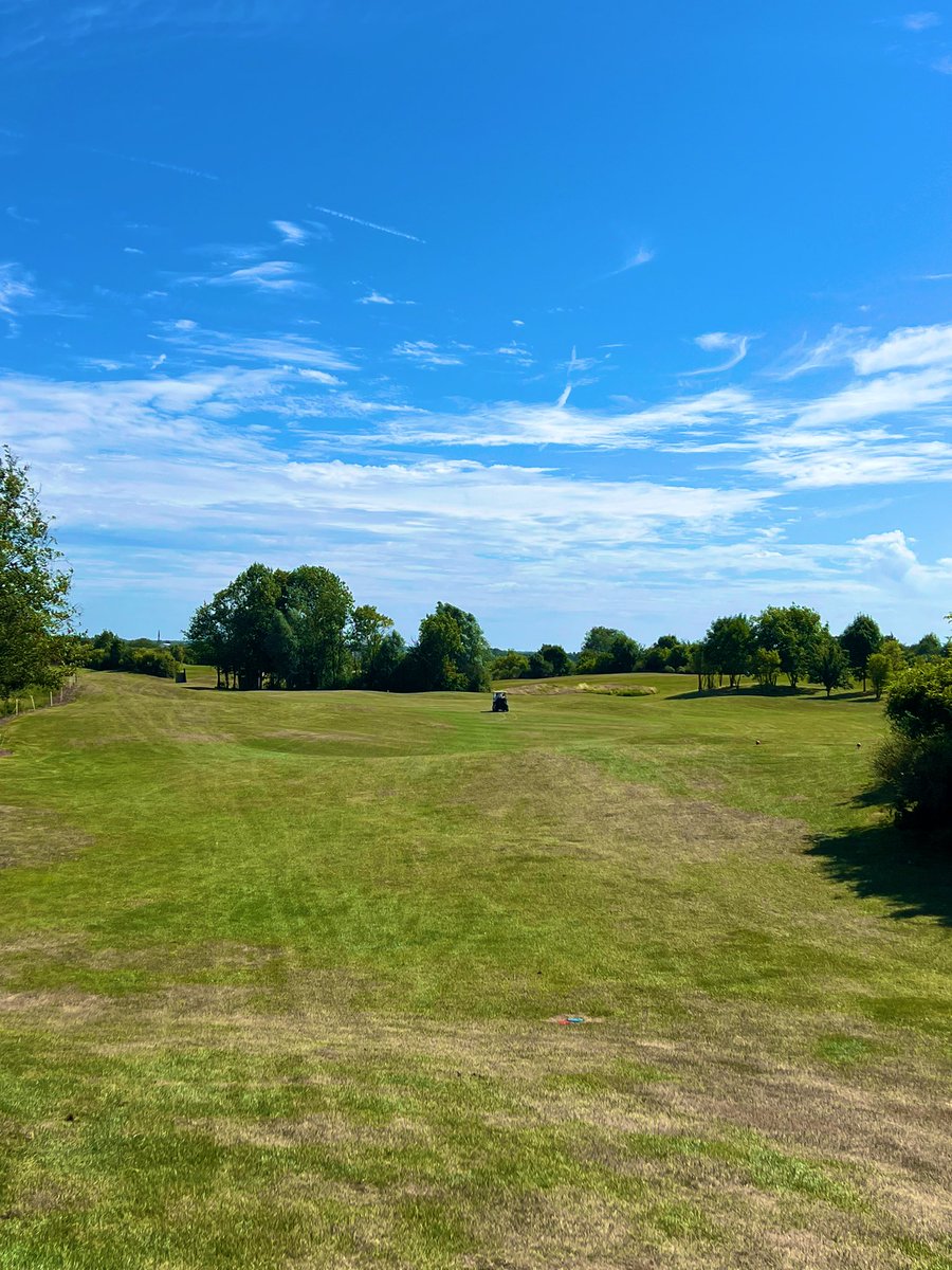 Week-end de fête Nationale signifie feu d’artifice de birdies au Golf National 🇫🇷 

Profitez d’une superbe météo et rejoignez nous sur nos parcours pour un feu d’artifice de plaisir ! 🎇🎆

Pour réserver votre départ  : golf-national.com/visiteurs-gree…