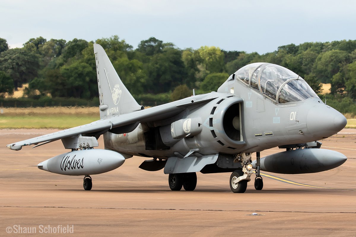 Shaun_Schofield's tweet photo. Harrier Heaven at RAF Fairford over the last couple of days. Incredible to see four of these beauties in the UK. The Italians in particular are the highlight of my season 😍 @airtattoo https://t.co/MaTz5ci0P5