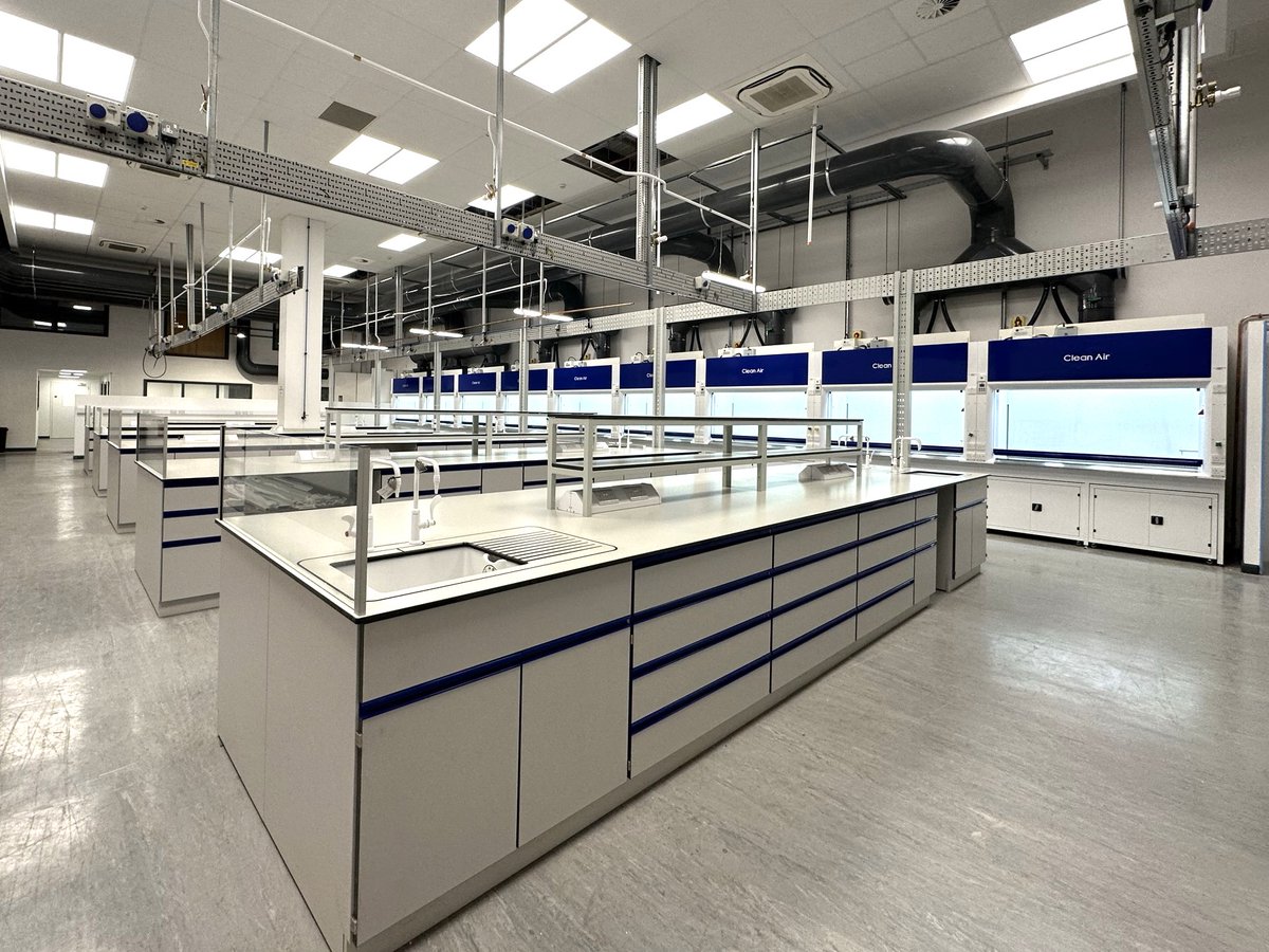 apmgltd's tweet photo. We've designed, manufactured, and are completing install of this tough, attractive and functional lab furniture for @LucideonTest, a multi-faceted international organisation which offers R&amp;D, and testing and assurance. #Lab #Furniture #Design #FittedFurniture #UKmfg #Trespa https://t.co/oGn1JN7o4y