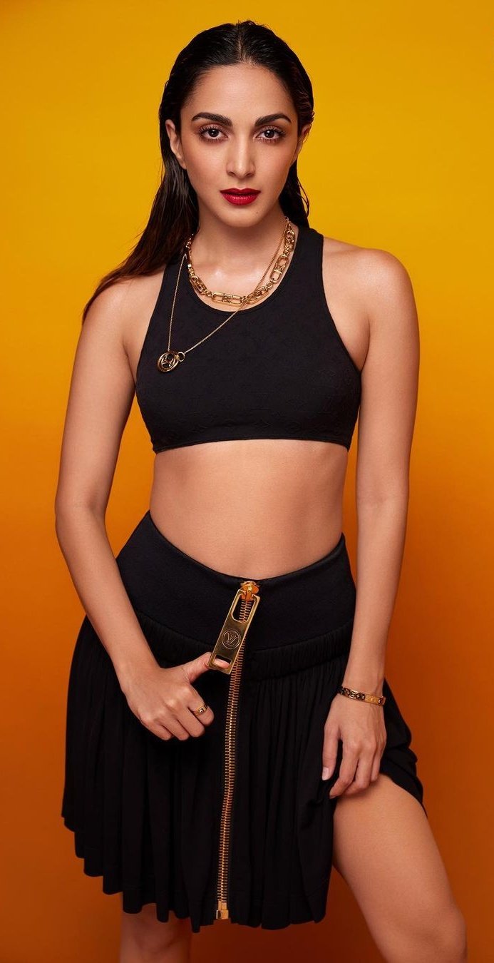 F0_WJgAaUAEsqM_?format=jpg&name=large