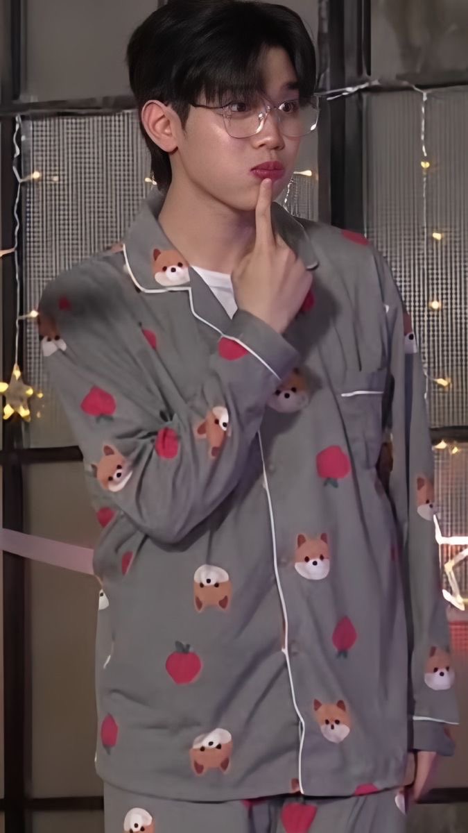 theb_0612's tweet photo. Happy Birthday to our smiley boy KIM TAERAE 🥰💚
@ZB1_official 
#OurFirstLoveTaeraeDay 
#KIMTAERAE 
#Happy_Taerae_Day https://t.co/bVCWQ9WCiU