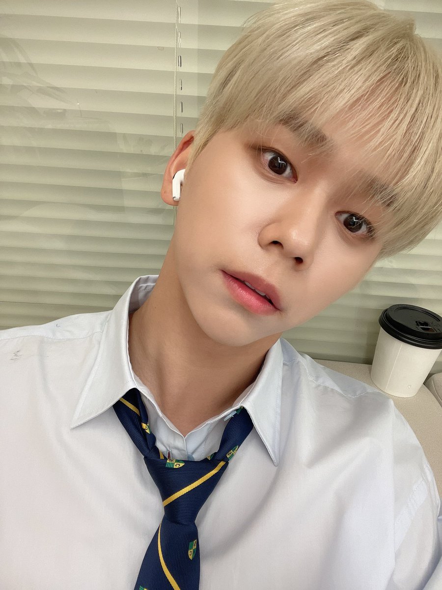 TFN_official_'s tweet image. 오늘 일신여중&amp;amp;잠실여고 이음 한마당 축제 너무 재밌었고 행복했어요🫶🏻🥰

#TFN #티에프앤 #KEVIN #케빈