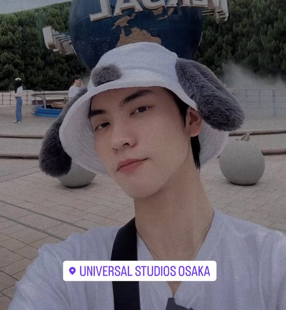 โบโน่ห์อยากเห็นบอสใส่หมวก stussy แต่นี่คือหมวกที่บอสใส่ให้ 😂