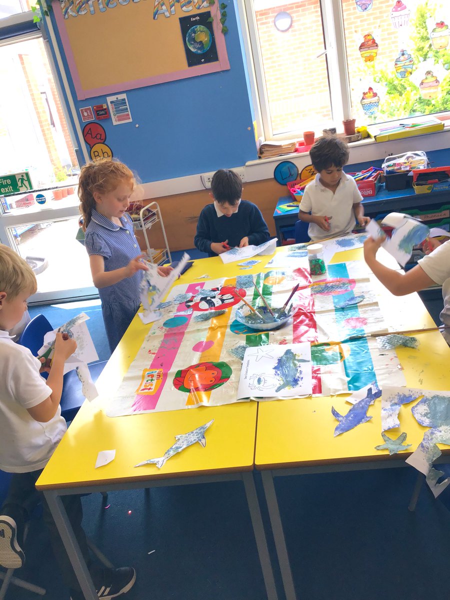 Busy bees in year one getting ready for the fashion show next week 🐳🐠🦀 we did some printing yesterday to start creating our under the sea themed dress!🎨 <a href="/Tockwithcofe/">Tockwith CE Primary Academy</a> #TockY1 #TockDT #TockArt