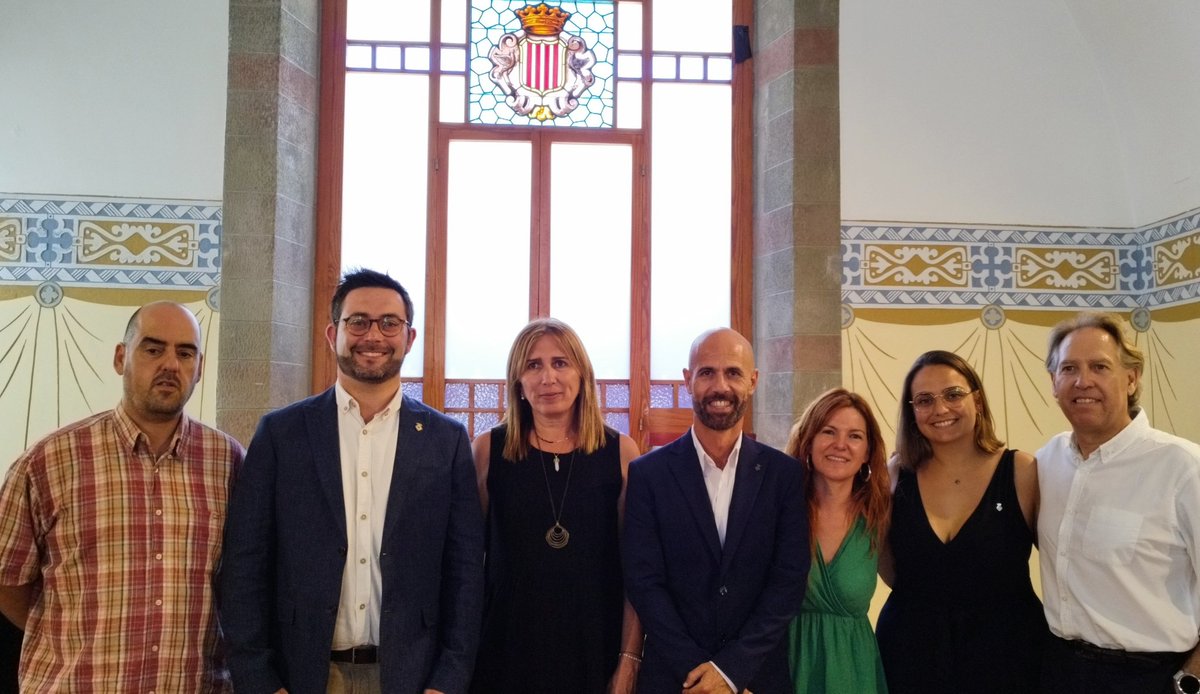 ERCVallesOr's tweet photo. Es constitueix el #ConsellComarcal del @CCV_ORIENTAL del mandat 2023-2027. El grup d'@Esquerra_ERC està format per 8 membres. Els grups majoritaris ens posem al servei del #monlocal per fer el millor #municipalisme #VallèsOriental https://t.co/on2u0VOCSc