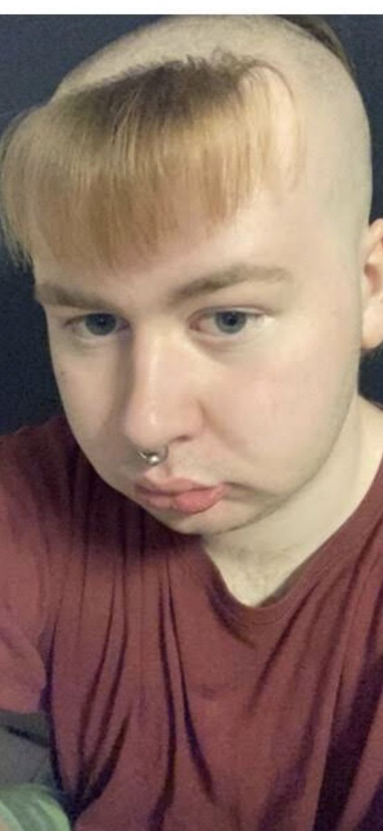 _willlyy's tweet photo. Hey guys since everyone figured out that my last face reveal was fake heres a real one this time. Pls dont judge or make fun of me thanks guys https://t.co/VNnycy07Wz