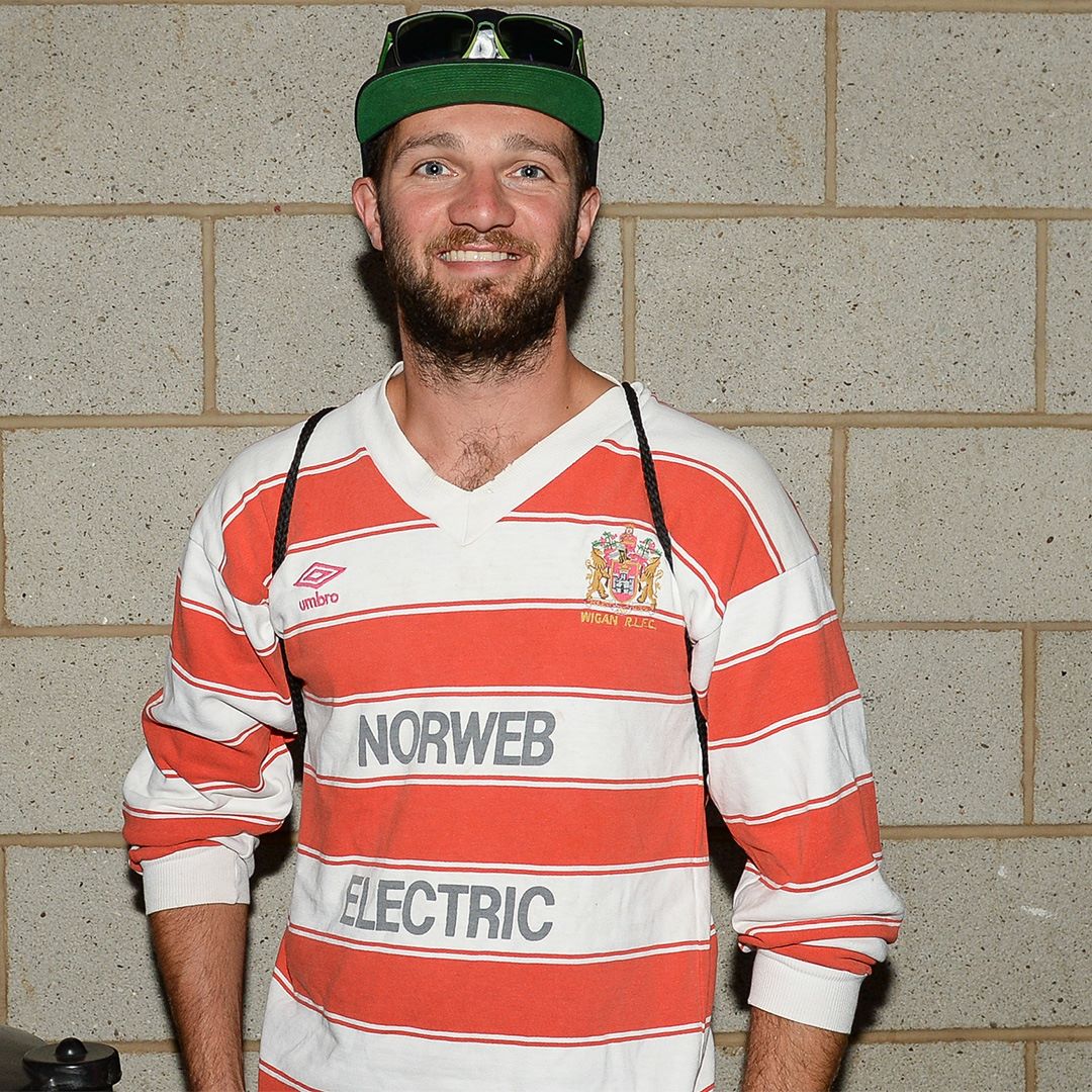 WiganWarriorsRL's tweet photo. 🧵 𝐇𝐞𝐫𝐢𝐭𝐚𝐠𝐞 𝐑𝐨𝐮𝐧𝐝

What shirt will you be wearing to the DW Stadium this evening 🤔

#WWRL #SLWIGWAR https://t.co/XFdbwuZxjo
