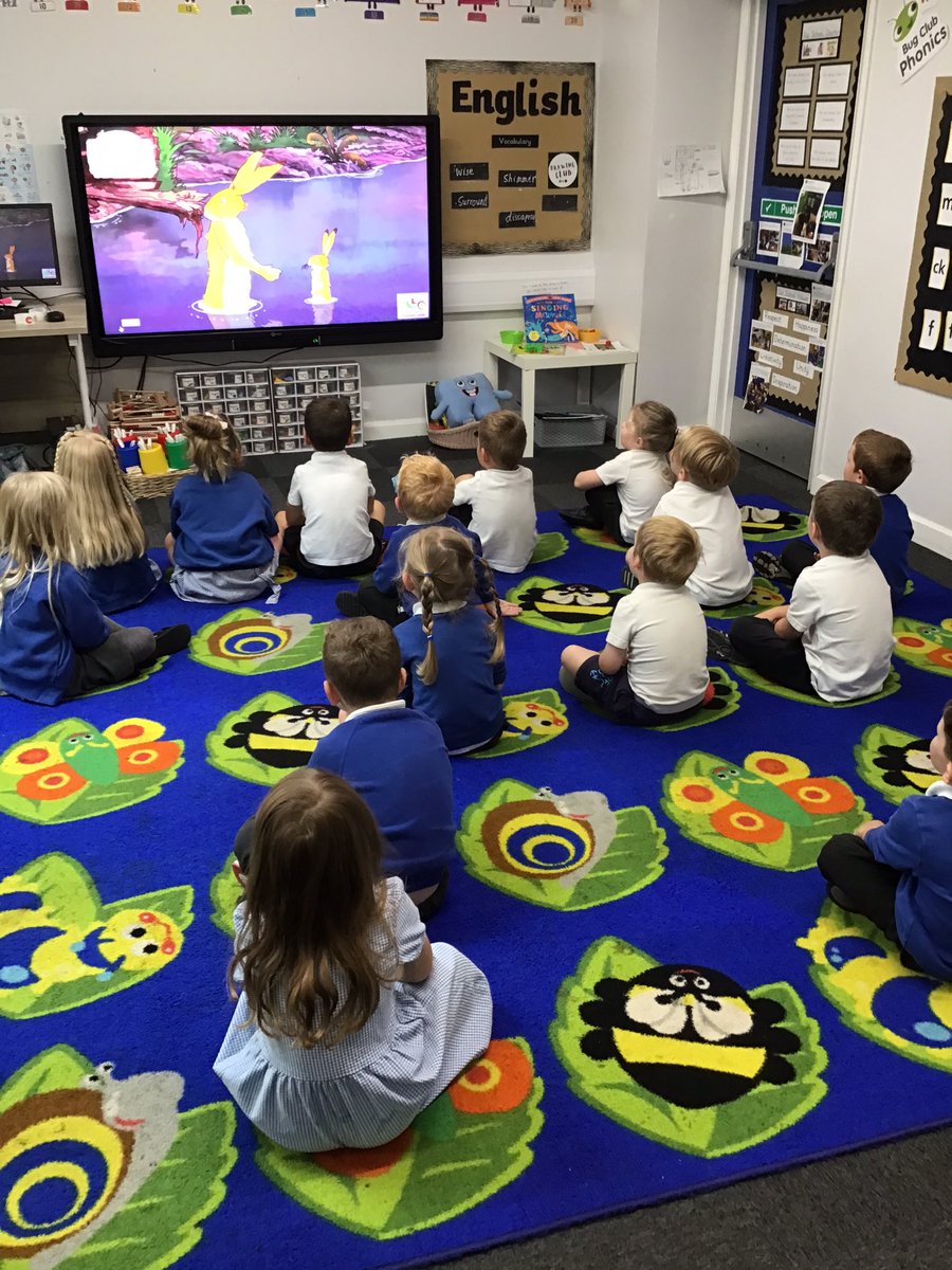 Nursery_GPS's tweet image. Ending our busy morning with songs and a Summer story on the reception carpet. 😊 #Smoothtransition #Receptionready