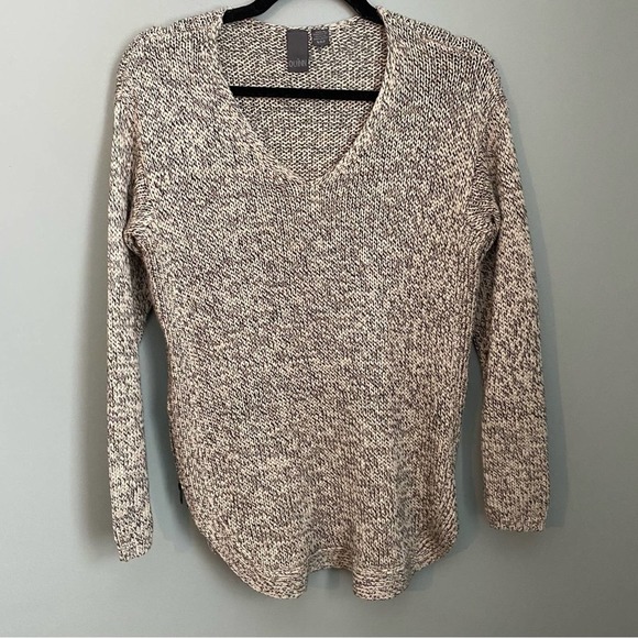 slpbr1207's tweet photo. So good I had to share! Check out all the items I'm loving on @Poshmarkapp #poshmark #fashion #style #shopmycloset #quinn: https://t.co/F9AmhQHdmX https://t.co/eOad4ZN0wS