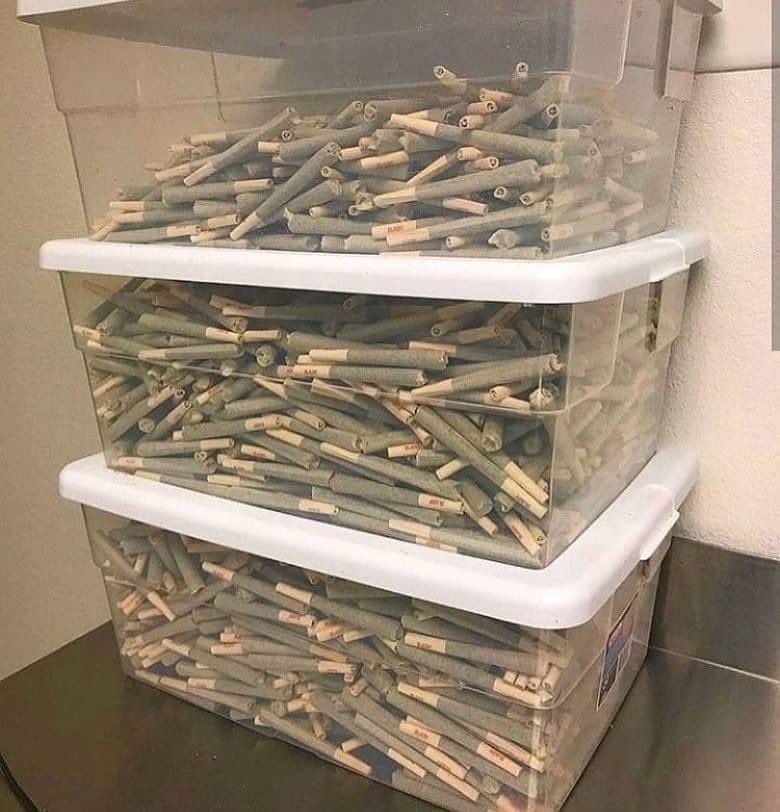 Sparzito_'s tweet image. Lol for personal use these joints can probably last me a year😅🤞

How long would this last you?