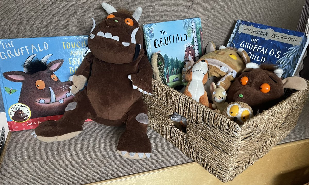 Saplings class loved meeting our new friends, who will be starting in Reception soon. We shared one of our favourite books, the Gruffalo, and even made our own puppets. We also gave them a new book to share with their families as we love reading. <a href="/hertsearlyyears/">HfL Early Years</a> #EYFS