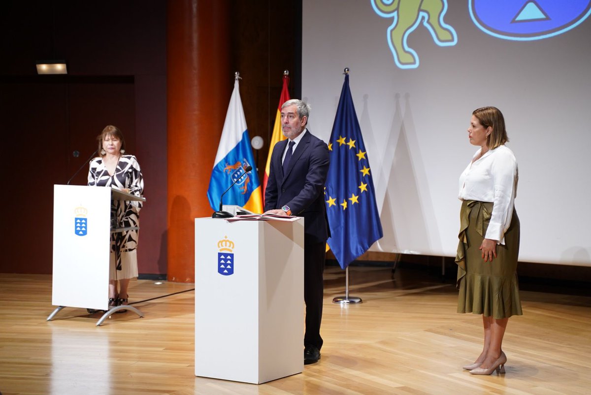 coalicion's tweet photo. 🇮🇨.@FClavijoBatlle es ya presidente de Canarias. Hoy tomó posesión de su cargo en el Auditorio Alfredo Kraus en Las Palmas de Gran Canaria.

#ClavijoPresidente https://t.co/ZwpZxEKZTv