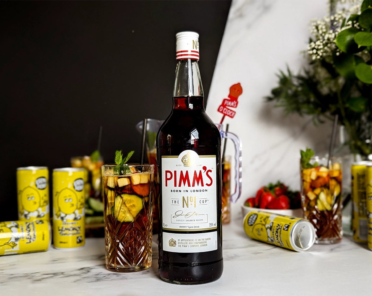 Keep the excitement of Wimbledon going with our fabulous Pimms Hamper, perfect for relaxing with friends in the garden. After all, nothing says summer quite like everyone's favourite quintessentially English gin-based fruity liqueur 🍓🎾  #Wimbledon #Pimms #Wimbledonfinal23