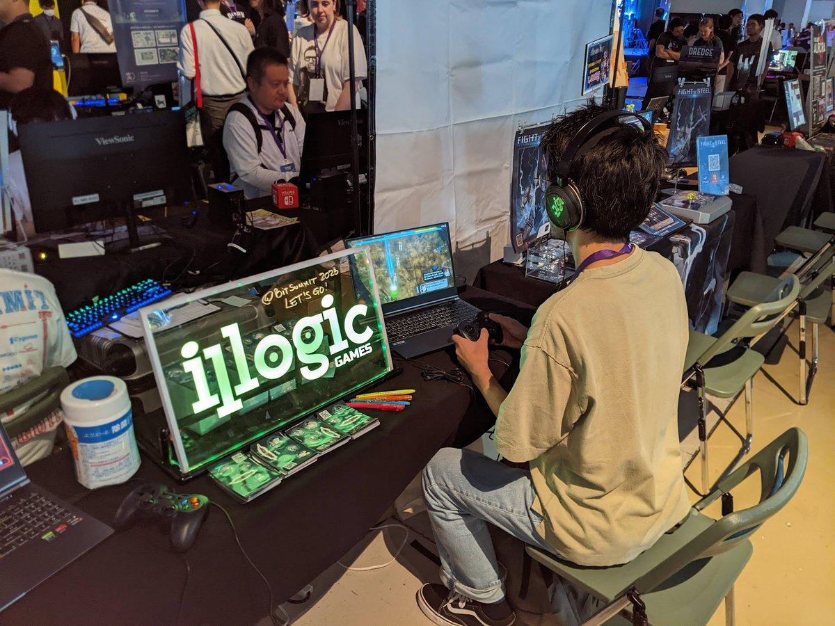 Illogic_Games's tweet photo. #BitSummit の１日目が終わりました！
Flightpath (https://t.co/Go3SL67H2i) を遊んで頂いた皆さん、ありがとうございました。

Thanks everyone that came by to play our game today. See you again tomorrow!

#BitSummit写真部 #BitSummitLetsGo #indiegame #shmup #STG https://t.co/XeMi1af7ST