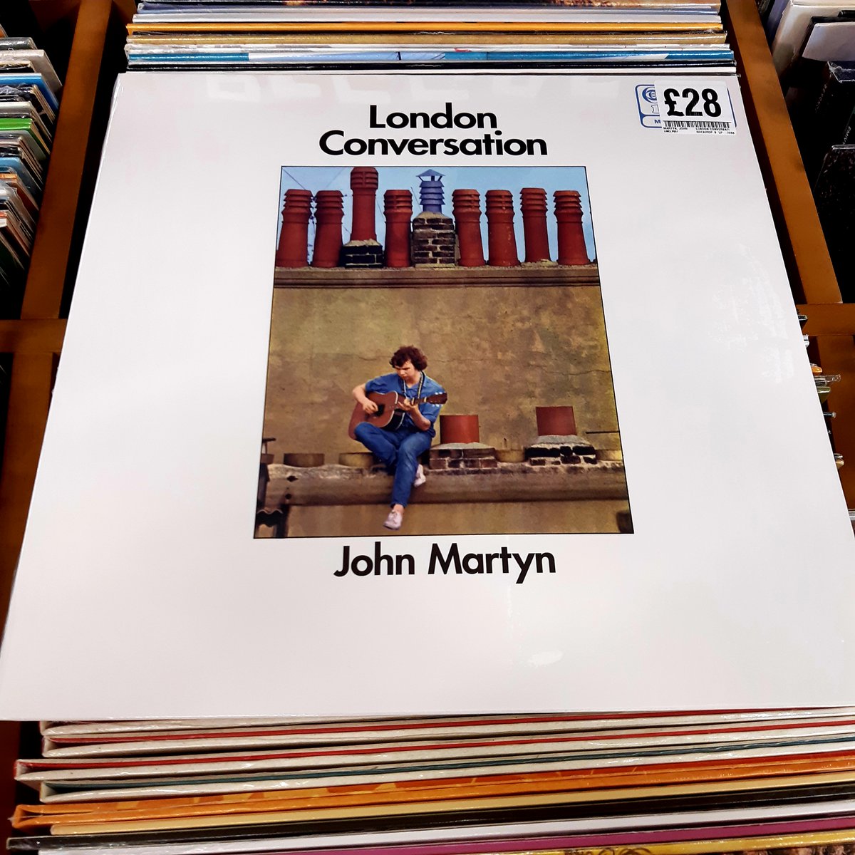 FOPPofficial's tweet photo. NEW MUSIC FRIDAY
• #FairportCovention - #Unhalfbricking
• #JohnMartyn - #LondonConversation
• #RaviShankar - #ShankarFamilyAndFriends
• @deftones - #Deftones
#gettofopp #vinyl #records #recordshop #vinylrecords #CD #vinylreissue #deftones https://t.co/kyNEf9AQq8