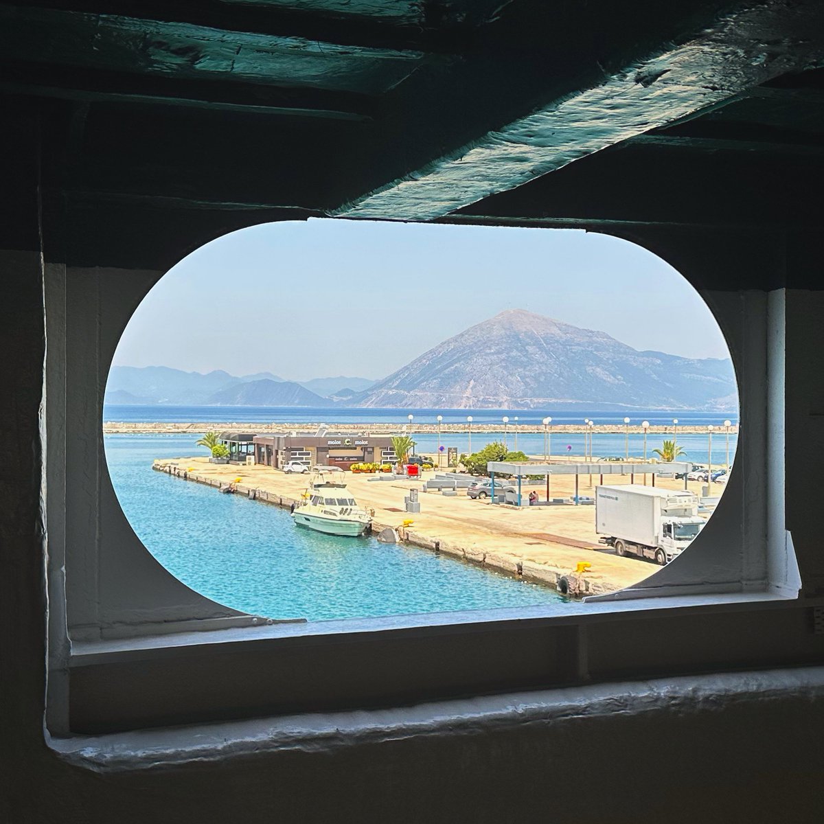 conhare's tweet image. Ferrying.