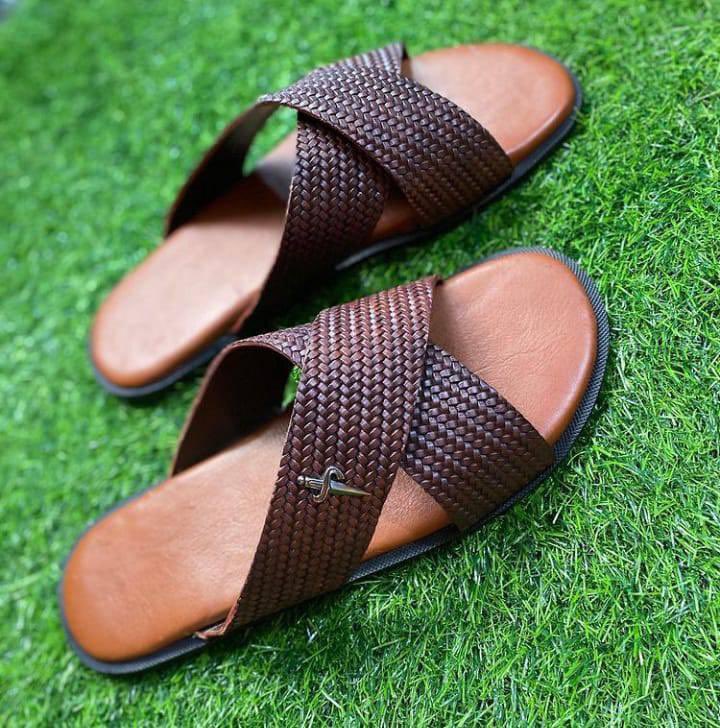 Salman__Bilal's tweet photo. Bismillah-ir-Rahman-ir-Raheem

Please don't scroll without retweeting my business I have this available shoes at affordable price. 

Price 6,000  
 
Location kaduna 

Delivery Nationwide 

NB: Payment validates order https://t.co/ms354ClfeE