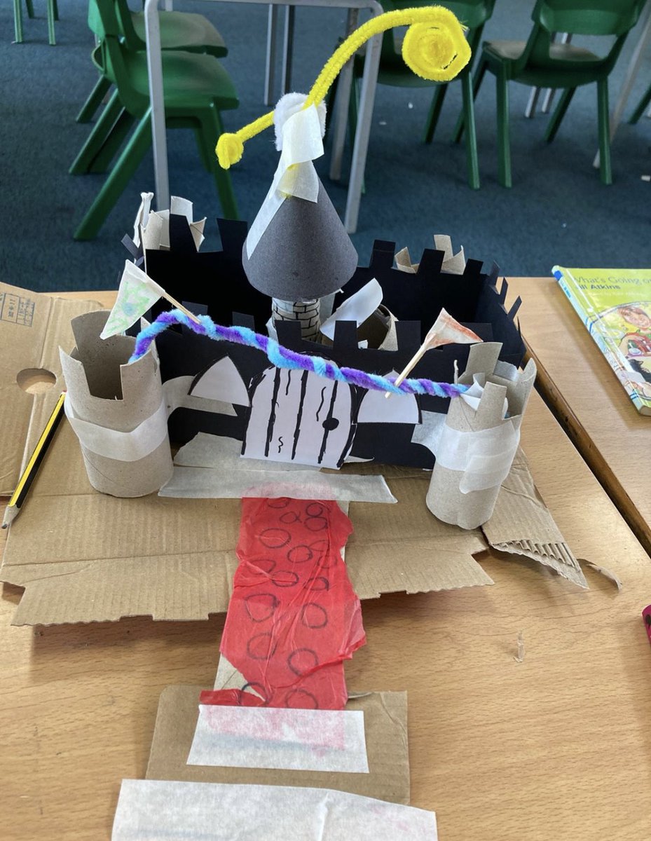 Y3 have been making castles in DT for Boudicca. They have designed and built some fabulous structures- Some including art on the walls, others on fire in a court yard and one or two even have silver tipped spears ready to fight off the Romans!