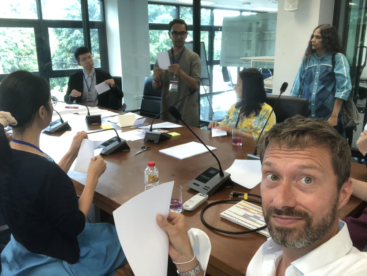 Florian Schneider tweet media