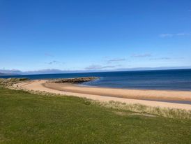 Discover Brora tweet media