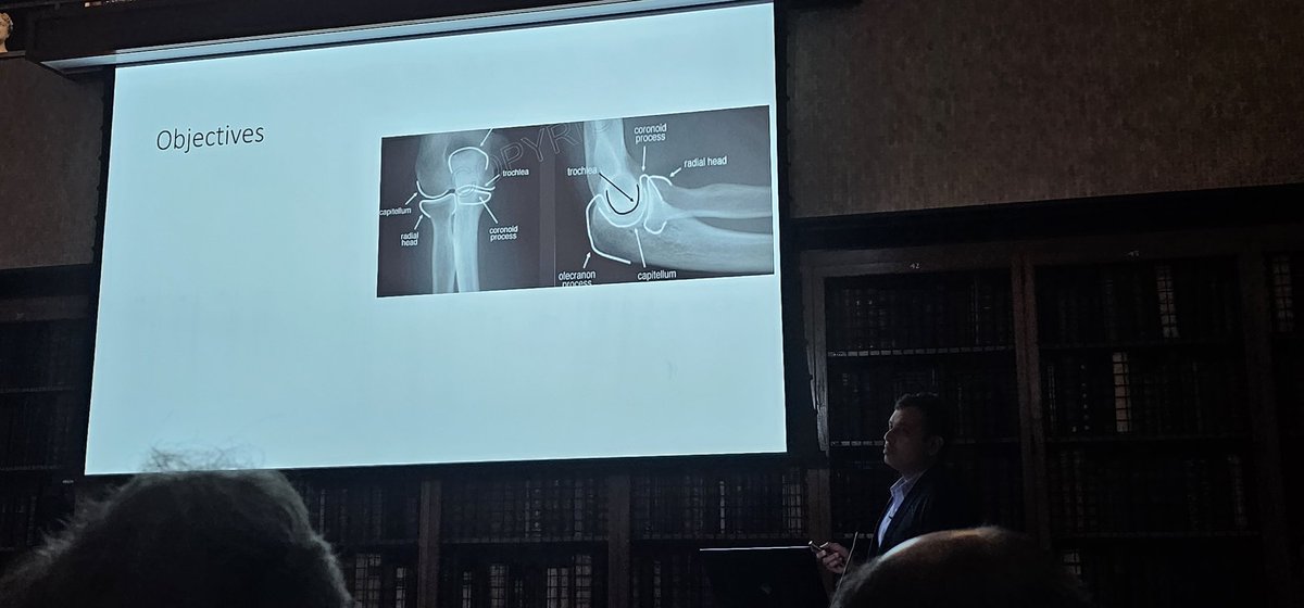 aams10's tweet photo. @drpranabkumar Demo of #Elbow joint and #shoulder joint #MSK #USRA https://t.co/FCd6gnQtbj