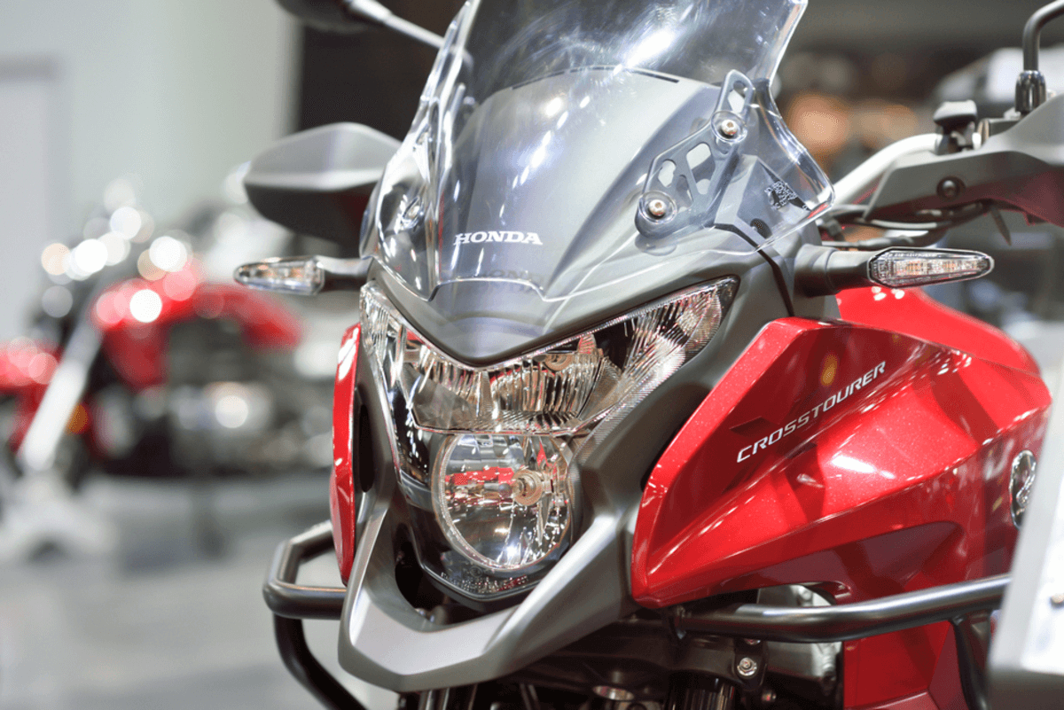 🏍️😀 With #Salvagebid, discover the top #Honda #powersports #vehicles for 2023, which feature cutting-edge technology and superior performance. From #motorcycles to #ATVs and #UTVs, explore the best Honda models that offer reliability and innovation 👉: cutt.ly/owolMf0r