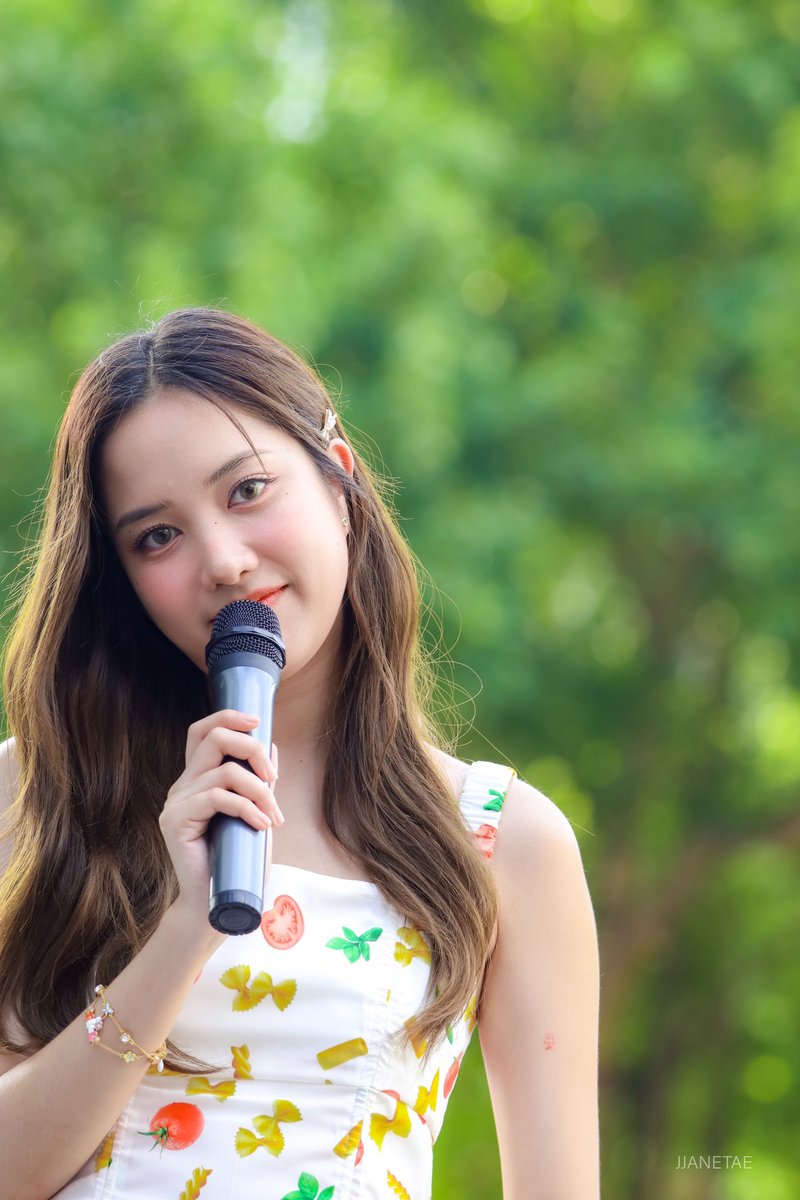 Jjanetae's tweet photo. 🦋🌷✨

#DISAYAxFreen
#srchafreen https://t.co/K0DSEPoJFl
