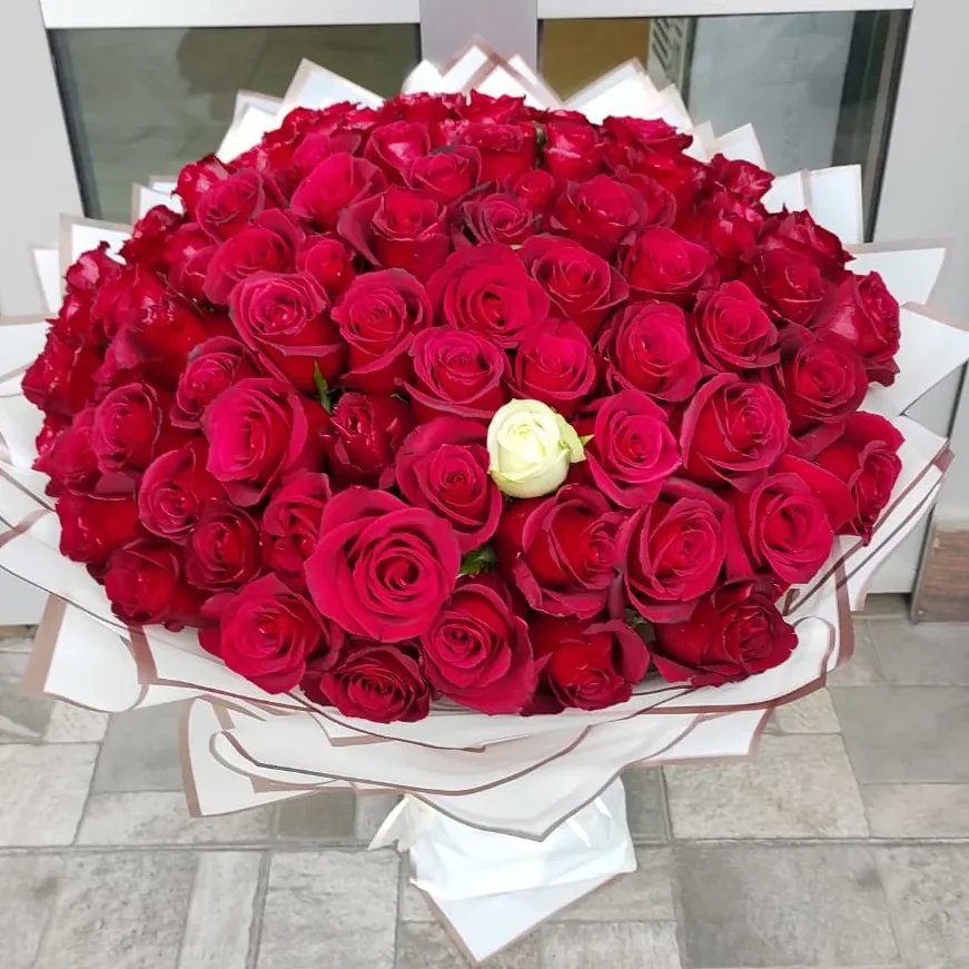 hieraflower's tweet photo. #hieraflower #gül #rose #gülbuketi #denizli #denizlidecicekci https://t.co/G3DcrGZAHX