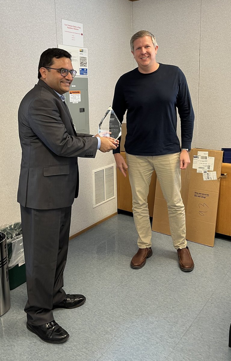 Odeslab's tweet photo. BASF Distinguished Lecture Series 2023. Fundamental #fluidmechanics, #polymerphysics, #softmatter &amp; #interfacialscience for solving #food &amp; #sustainability challenges for industry &amp; humanity. Thank you @BASF @BASFCorporation for fantastic discussions during my seminar visit! https://t.co/4LJUP6xti7