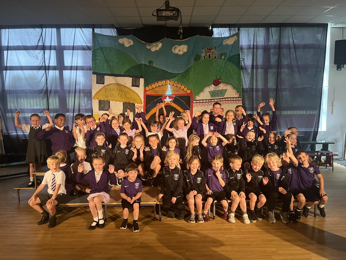 bm_liverpool's tweet photo. What a fabulous fun-filled morning our children have had celebrating their reading at home achievements.They were rewarded with a carousel of activities linked to books and party games.Well done to all those children for regularly reading at home ⭐️ #readingforpleasure #BMloves📚 https://t.co/7rTqifHGz0
