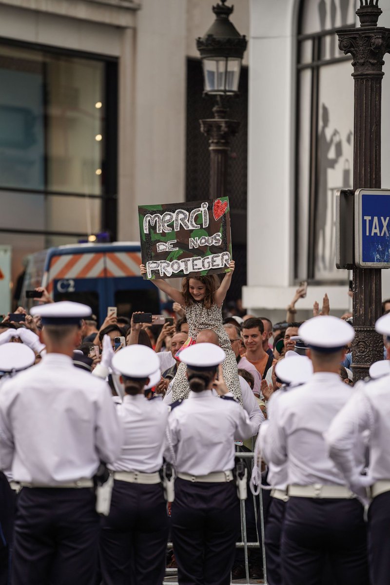 Bon 14 juillet à tous 🫶🏻🇫🇷👮‍♂️