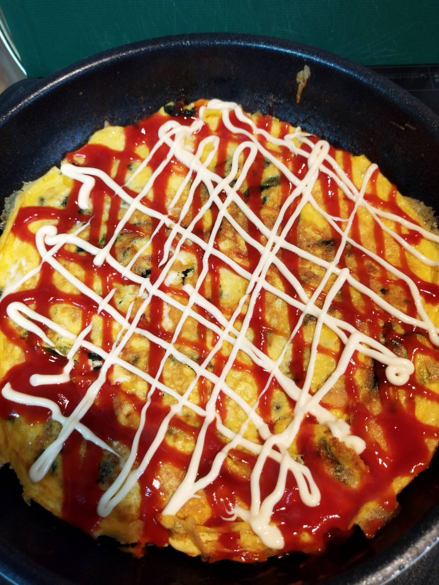 limuAgmeab's tweet photo. 17歳の夕食
豚肉とピーマンとナスの炒め物
卵とコーンとほうれん草のオムレツ
その他サラダ
ピーマンと茄子は家庭菜園で取れたもの https://t.co/OWXlXa7Wkv