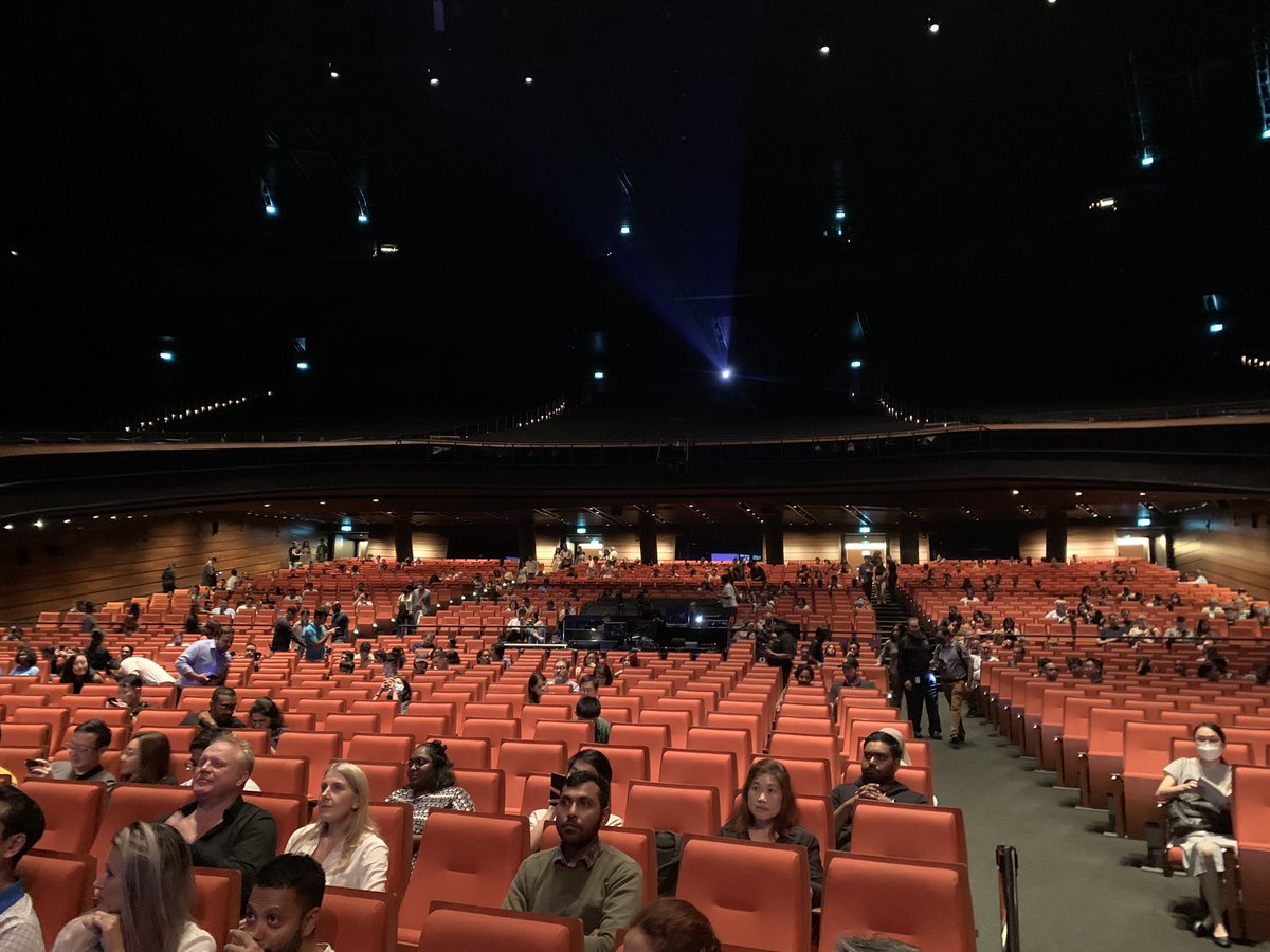 tmenner's tweet photo. Waiting for The Man. #cosmicperspectives https://t.co/DLxHbzuvsK