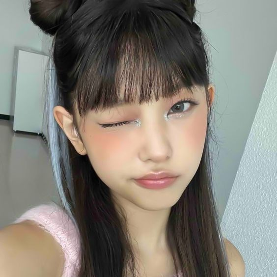 a_eristudies's tweet photo. hello there ! i am rie and I am new to #studytwt <3

since college is about to start, i'll be making this acc a place to make my college life more bearable and fun ♡

• '04 - libra
• incoming 1st-year bsa student
• kpop + swift girlie 

likes and rts are ・❥・

#studytwtph https://t.co/MNw77aKzOx