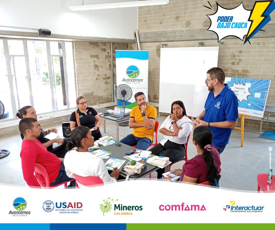 AvancemosBC's tweet photo. ...a las conexiones de valor y a la creación de redes de apoyo que les permitirá a los emprendedores seguir creciendo en el mundo de los negocios no solo en el Bajo Cauca sino en el país.👌😊

#PoderBajoCauca #BajoCaucaAvanza #BajoCauca 

@USAID_Colombia @Comfama @Mineros_sa https://t.co/8amE7CTbzb