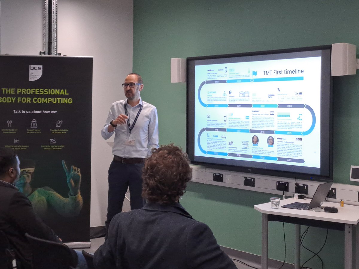 e_bonfiglio's tweet photo. Our industry session, exploring how we work with businesses in our local area, helping them to manage data and work smarter.  Thank you so much for talking about your work @Dr_ColinRigby, @TMTFirst @risual. @Keele_DSI @KeeleBSchool, @KeeleBusiness
#digitalrevolution https://t.co/A03EJQqKJ2