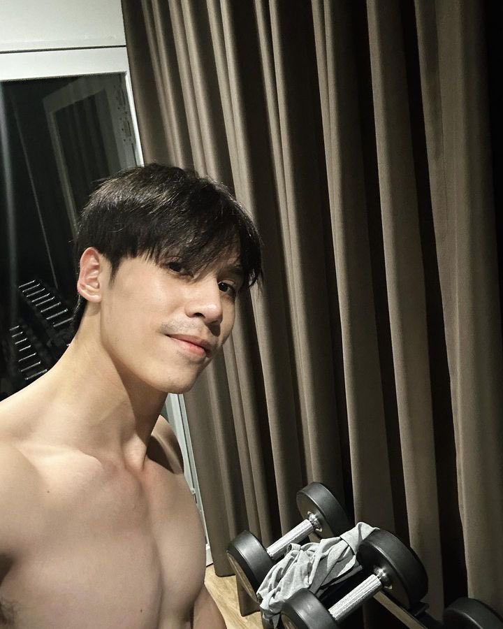 kusexyboy's tweet photo. 💚
-เจษ เจษฎ์พิพัฒ
IG : @jesjpp
#บริหารธุรกิจ #บัณฑิต #KU70 #KUSEXYBOY 
#ศิษย์เก่าเเซ่บต้องบอกต่อ #jesjpp https://t.co/AAeo2Ij9kq